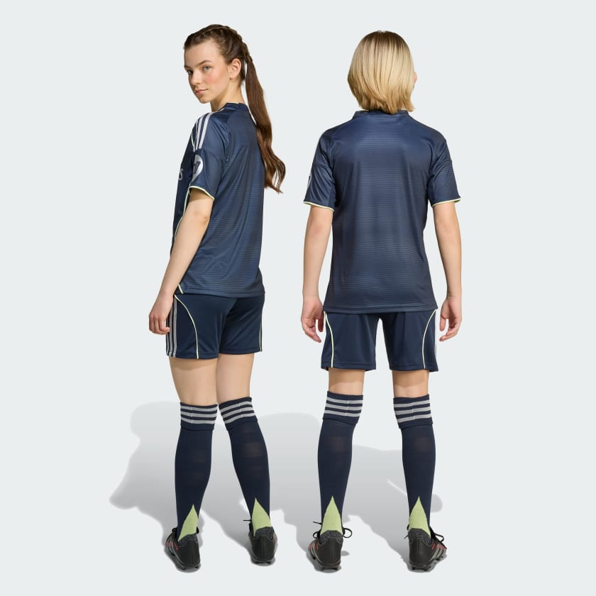 Real Madrid Away Kids Kit 2025/26 - #10 Mbappe Print