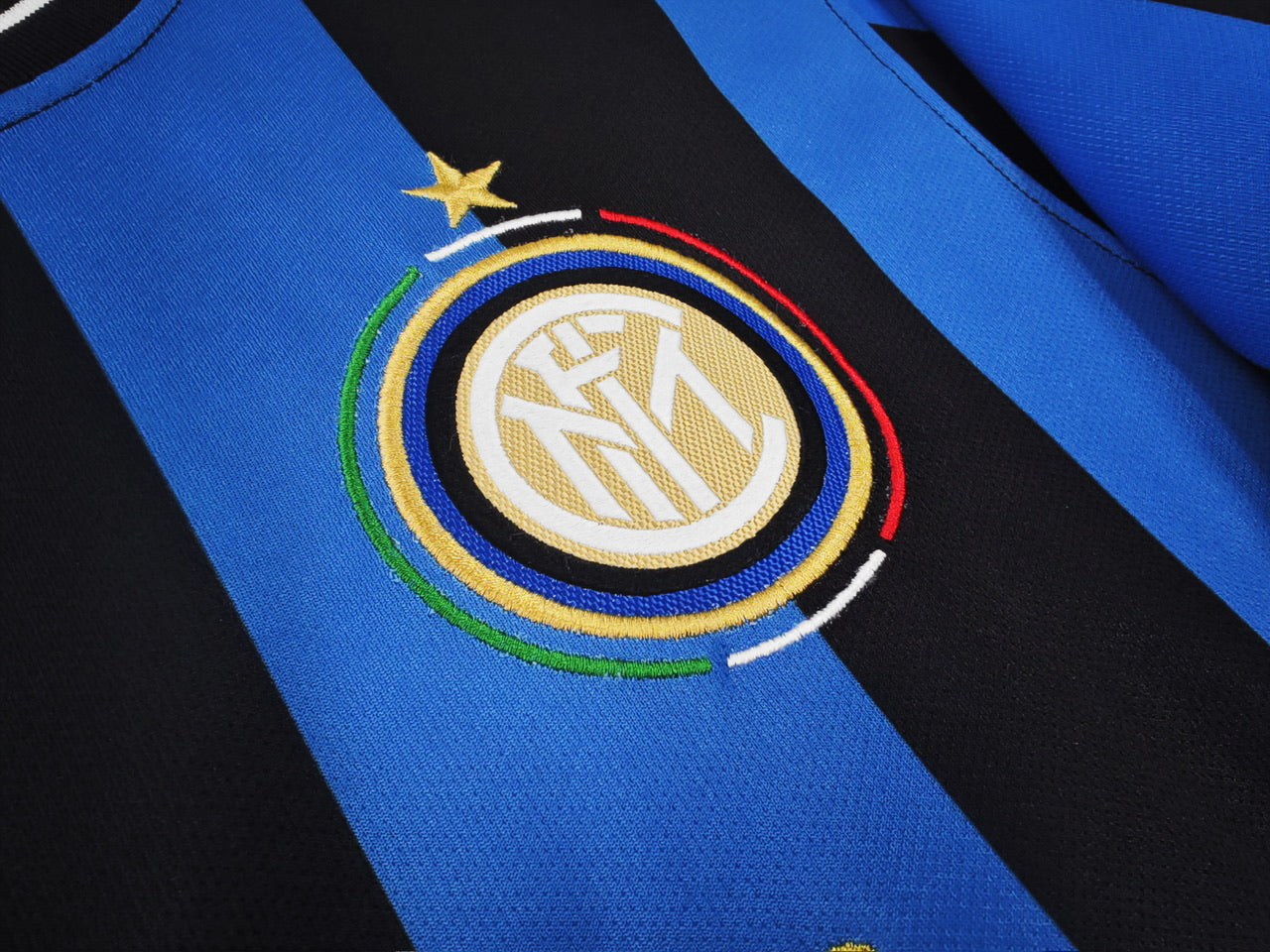 Inter Milan 2009/10 - Mirror Original Version