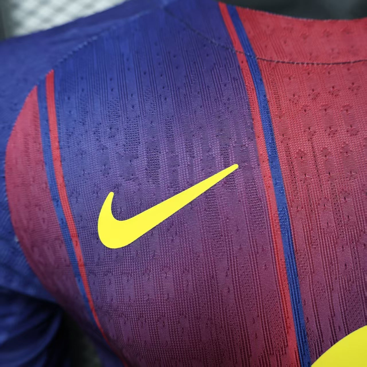 Barcelona Home Jersey 2025/26 - Player Verison ( Long Sleeve )