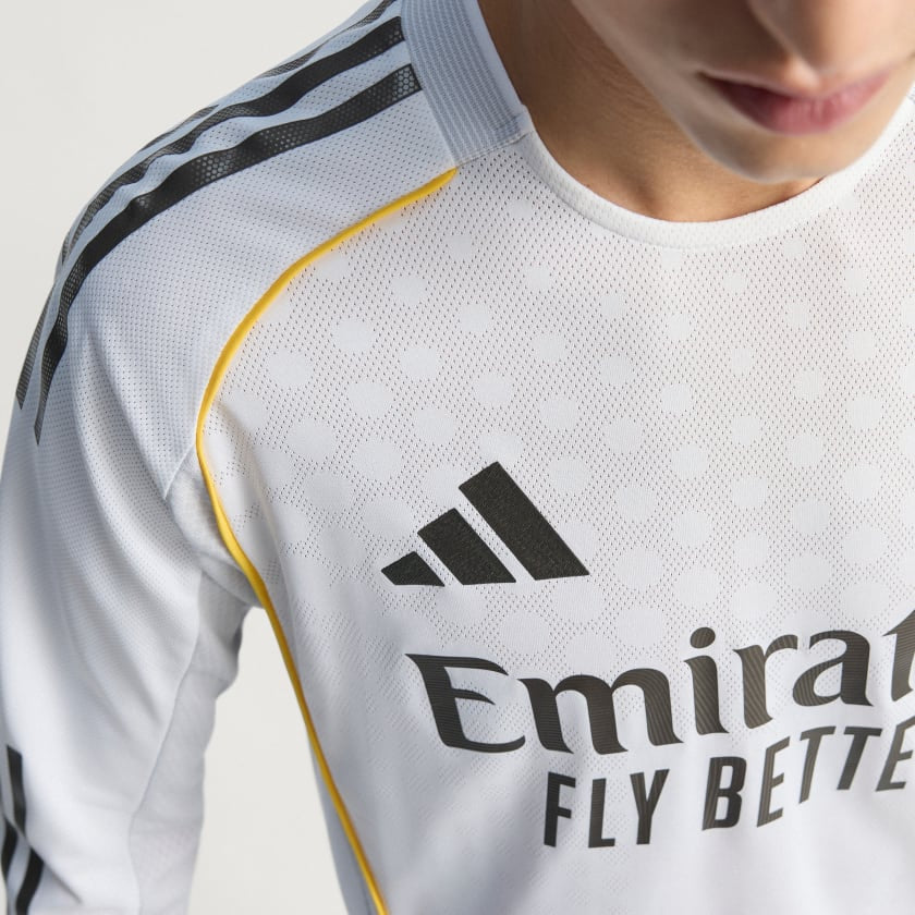 Real Madrid Home Jersey 2025/26 - Player Verison ( Long Sleeve )