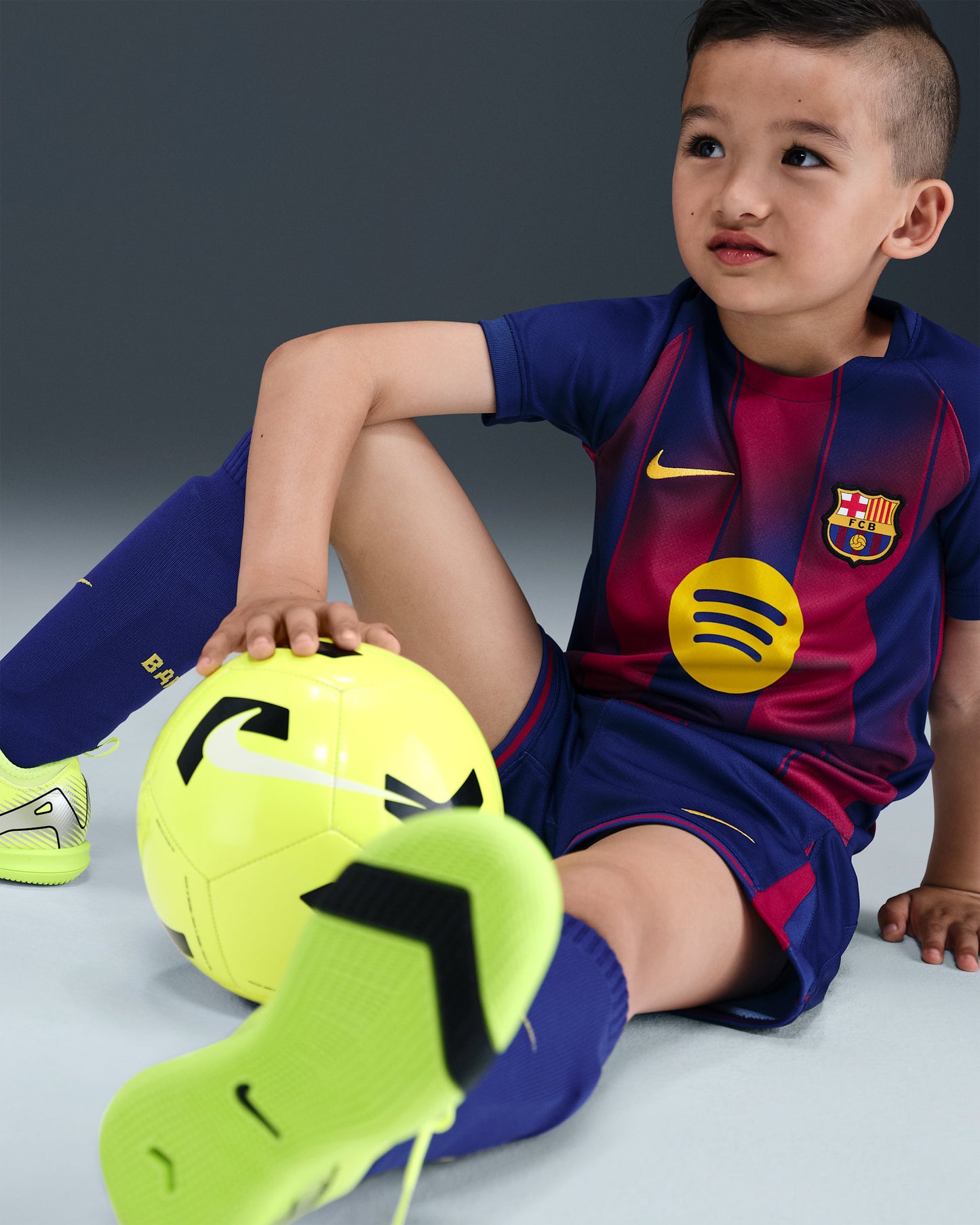 Barcelona Home Kids Kit 2025/26 - #10 Yamal Print