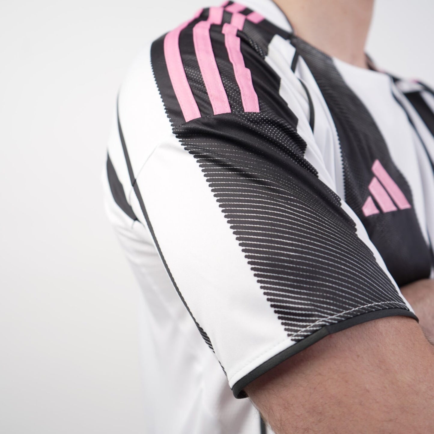 Juventus Home Jersey 2025/26 - Special Size