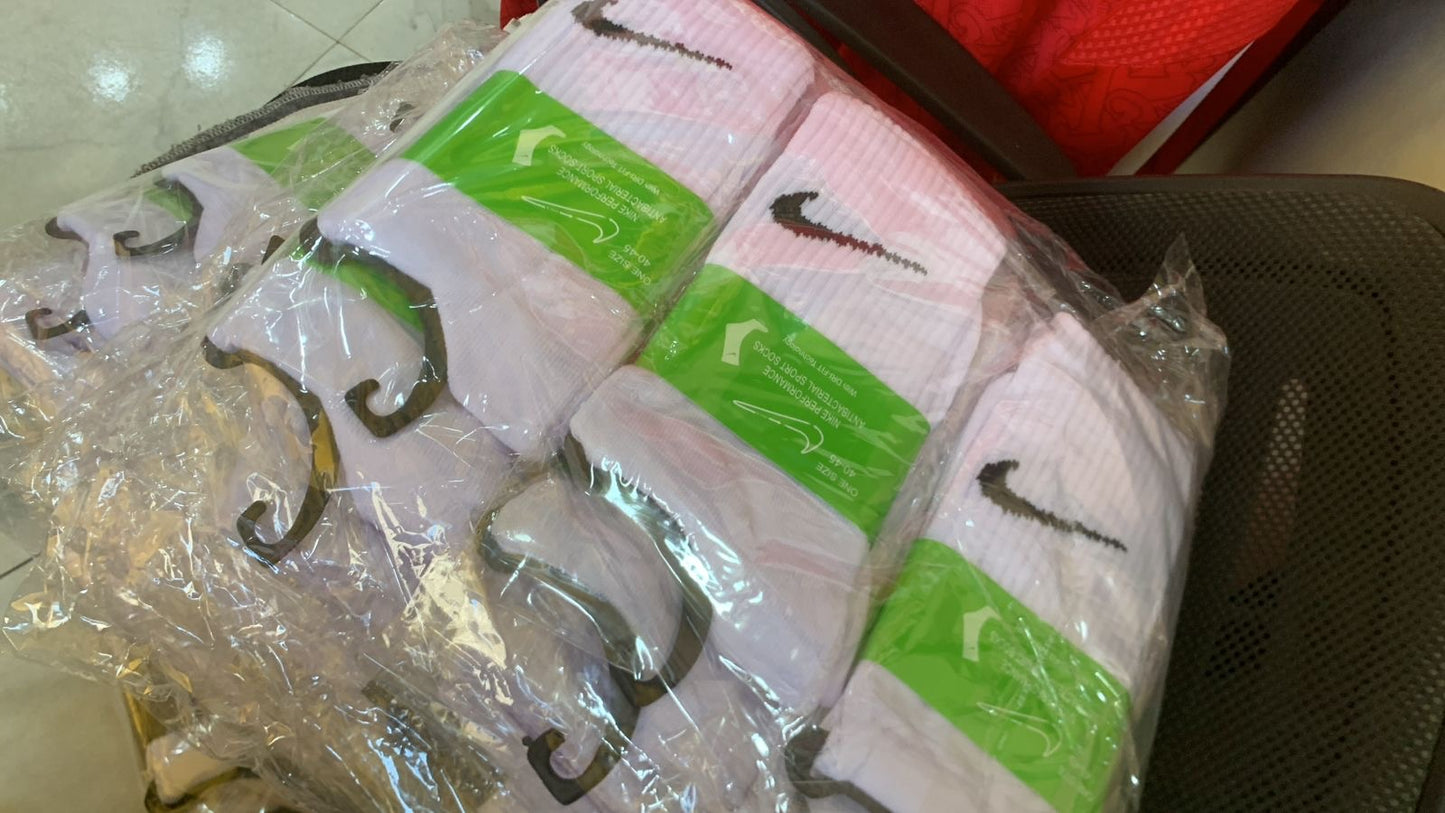 LONG SOCKS PACK OF 3