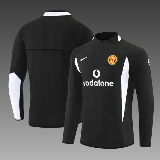 Manchester United 2002/03 Black Training Jacket