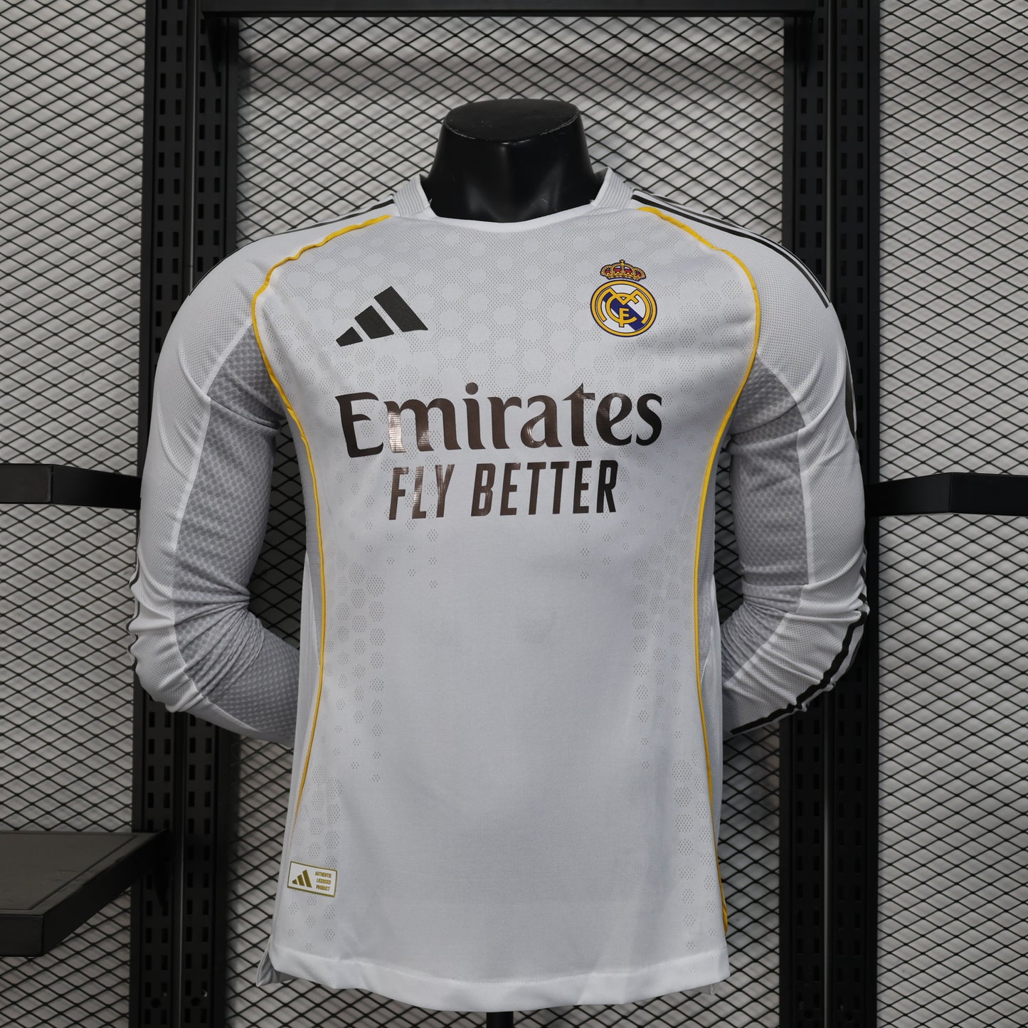 Real Madrid Home Jersey 2025/26 - Player Verison ( Long Sleeve )