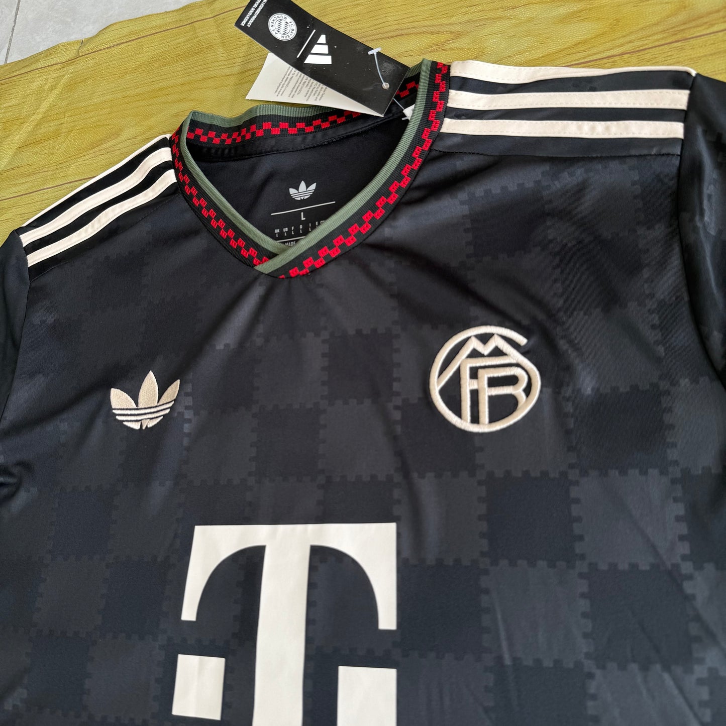 Bayern Munich Third Jersey 2025/26 - Special Size