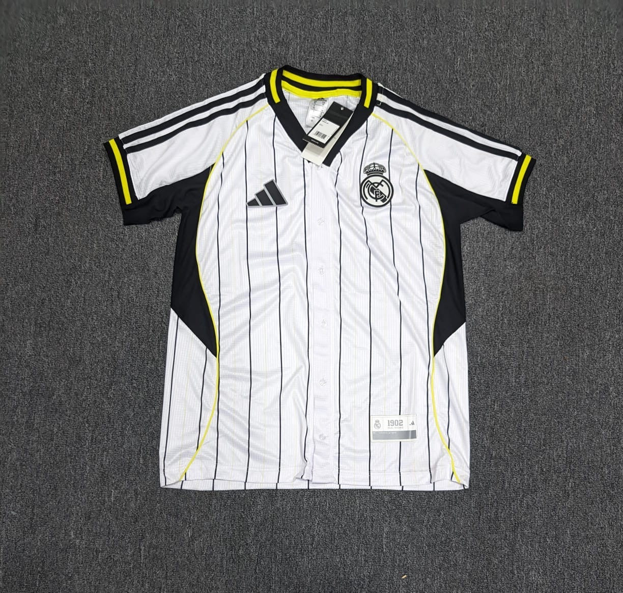 Real Madrid Baseball Shirt 2025/26 - Economic Version