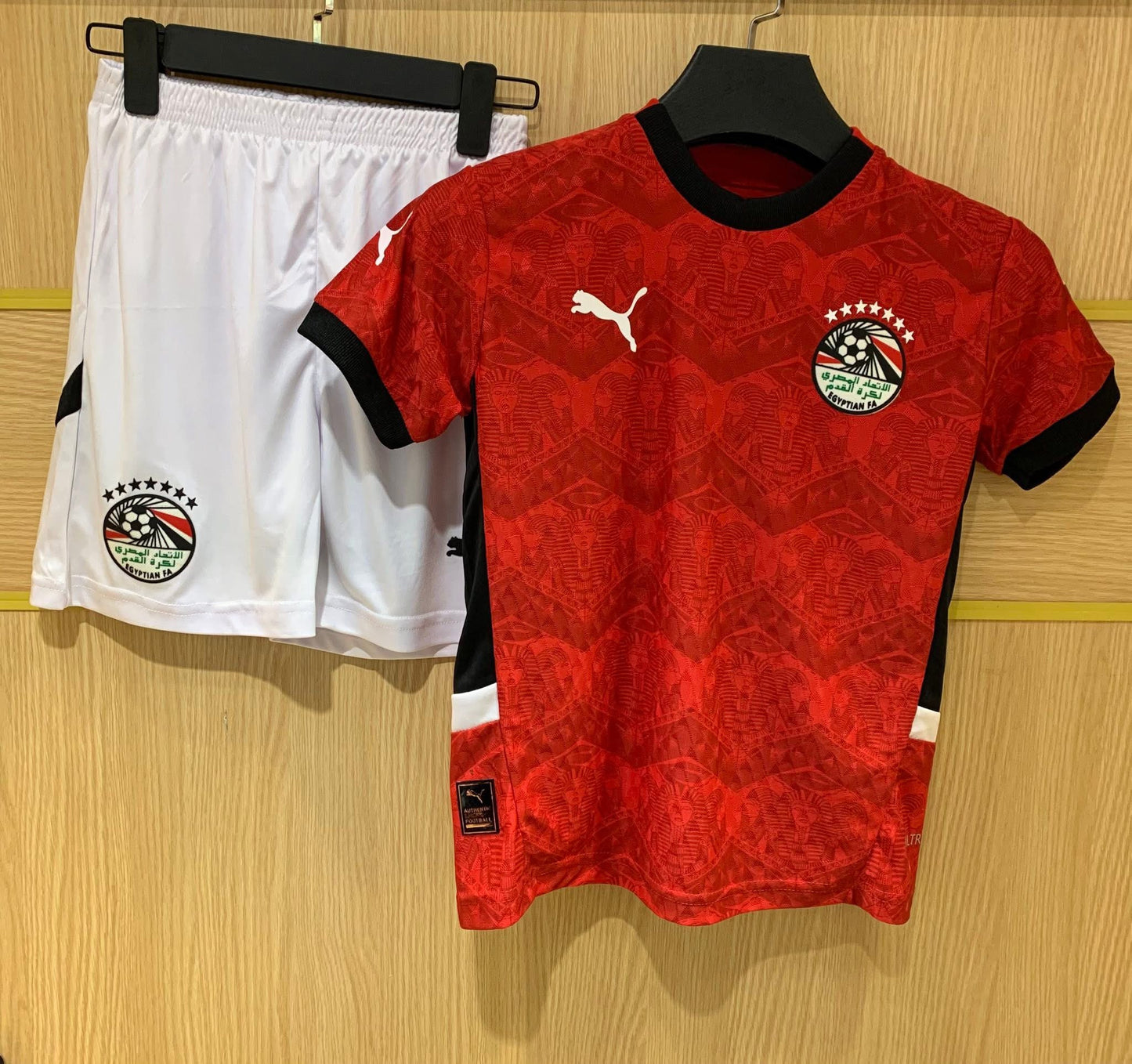 طقم منتخب مصر أولادي احمر موسم 2025/26