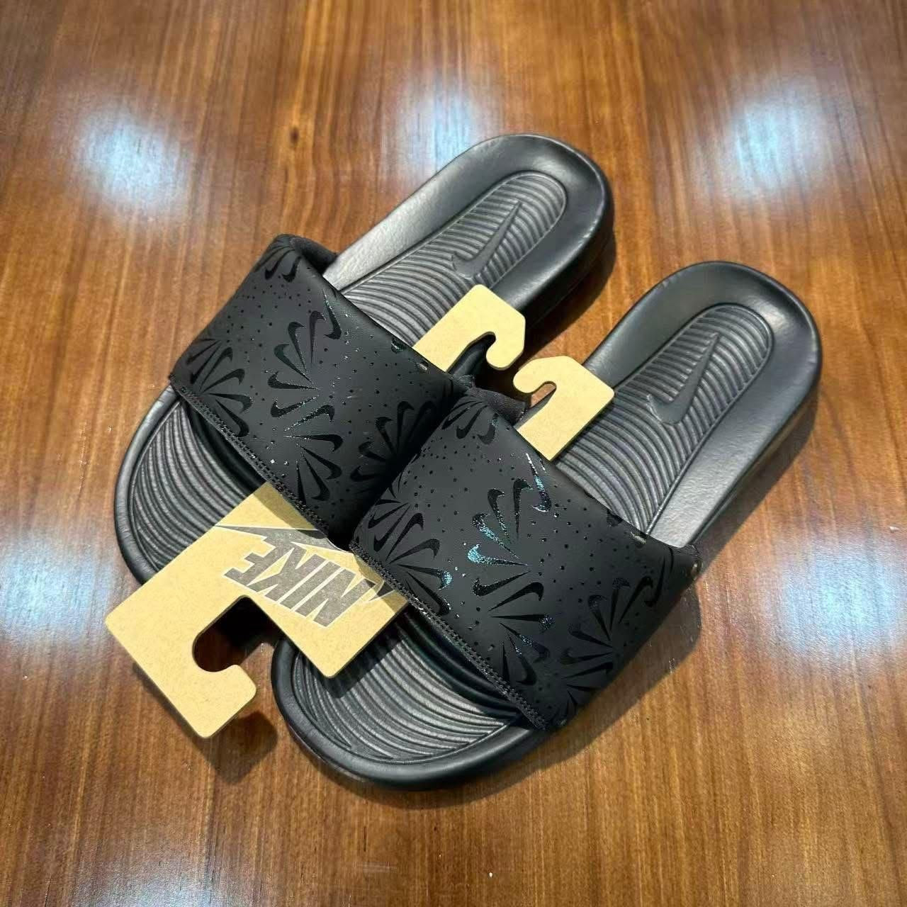 Nike Slipper - Mirror Original