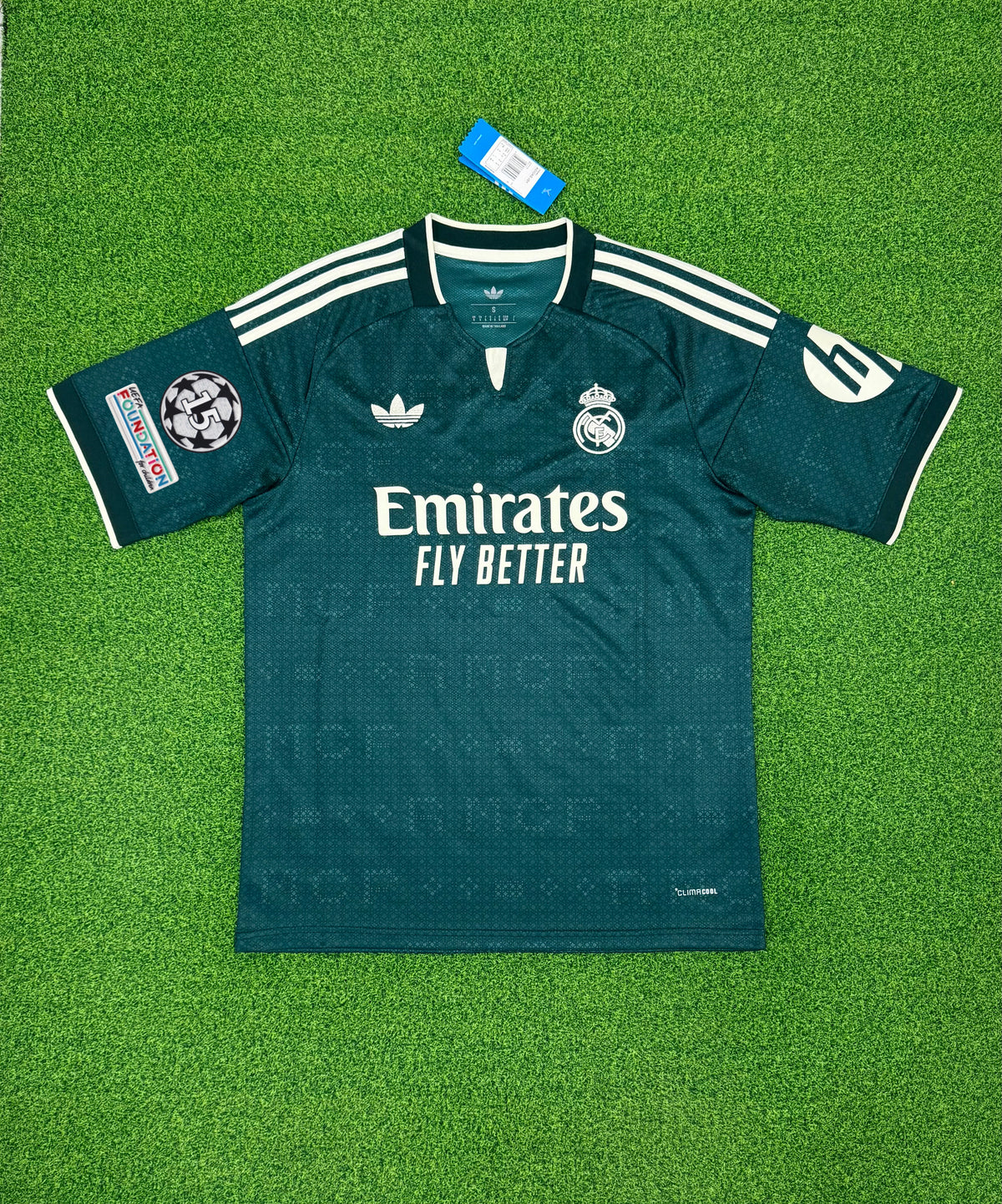 Real Madrid Away Jersey 2026/27 - Special Size ( Champions )