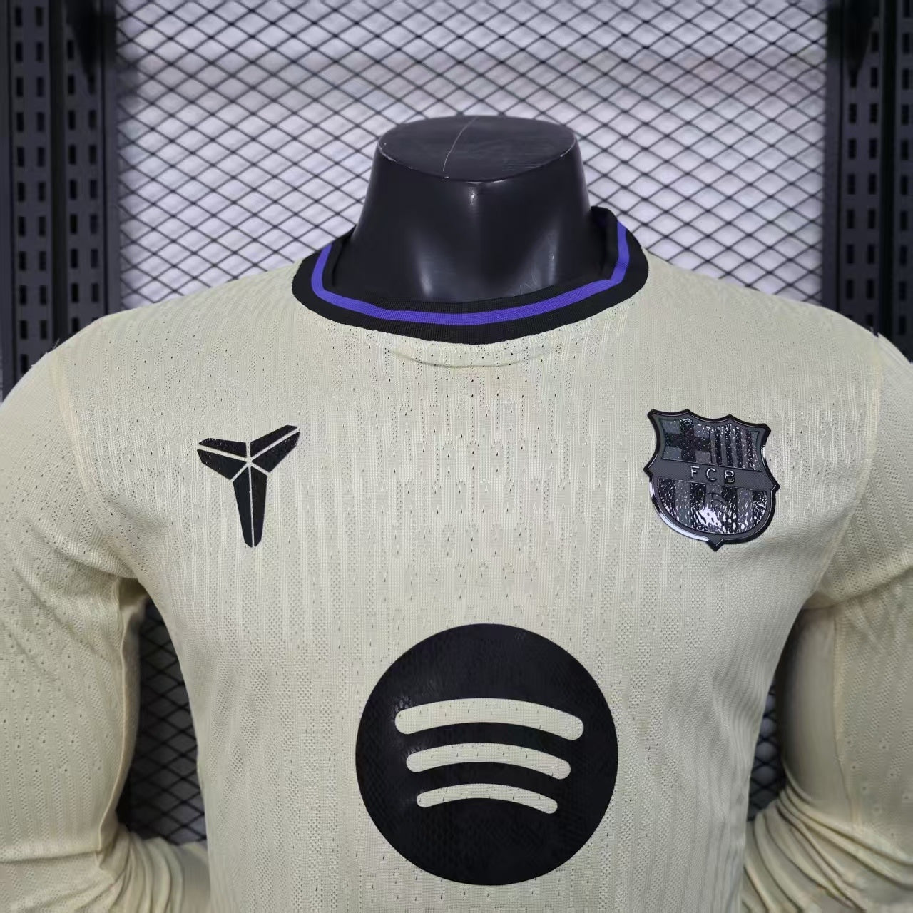 Barcelona Away Jersey 2025/26 - Player Verison ( Long Sleeve )