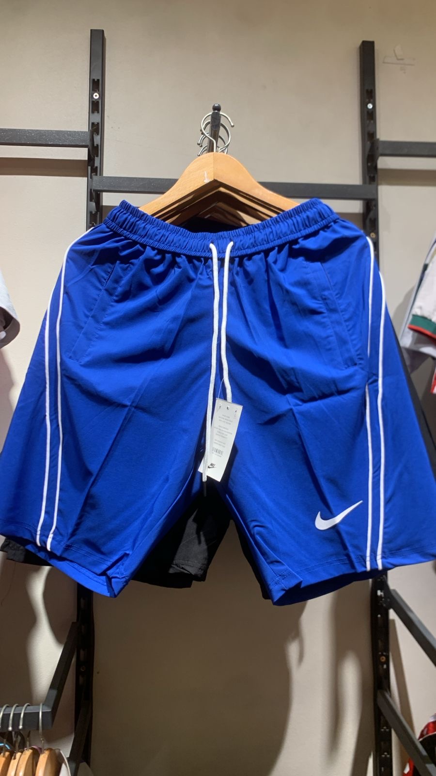 Nike Shorts lines - Premium Version