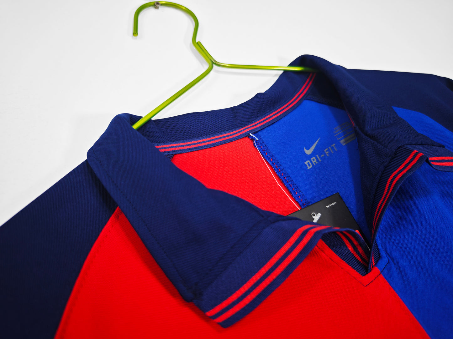 Barcelona 1999/00 - Mirror Original Version