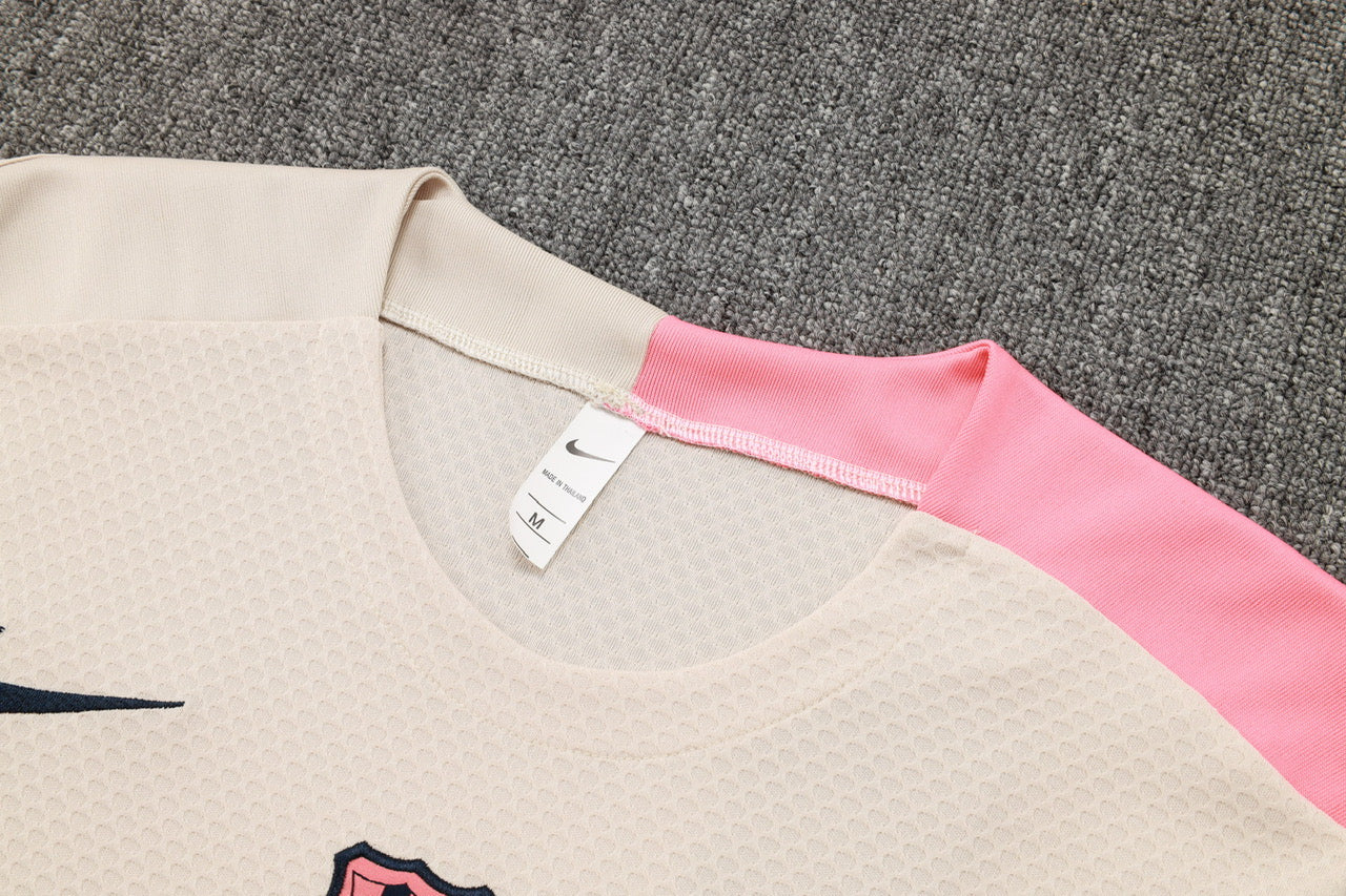 Barcelona Training Kit 2025/26 - Light Pink