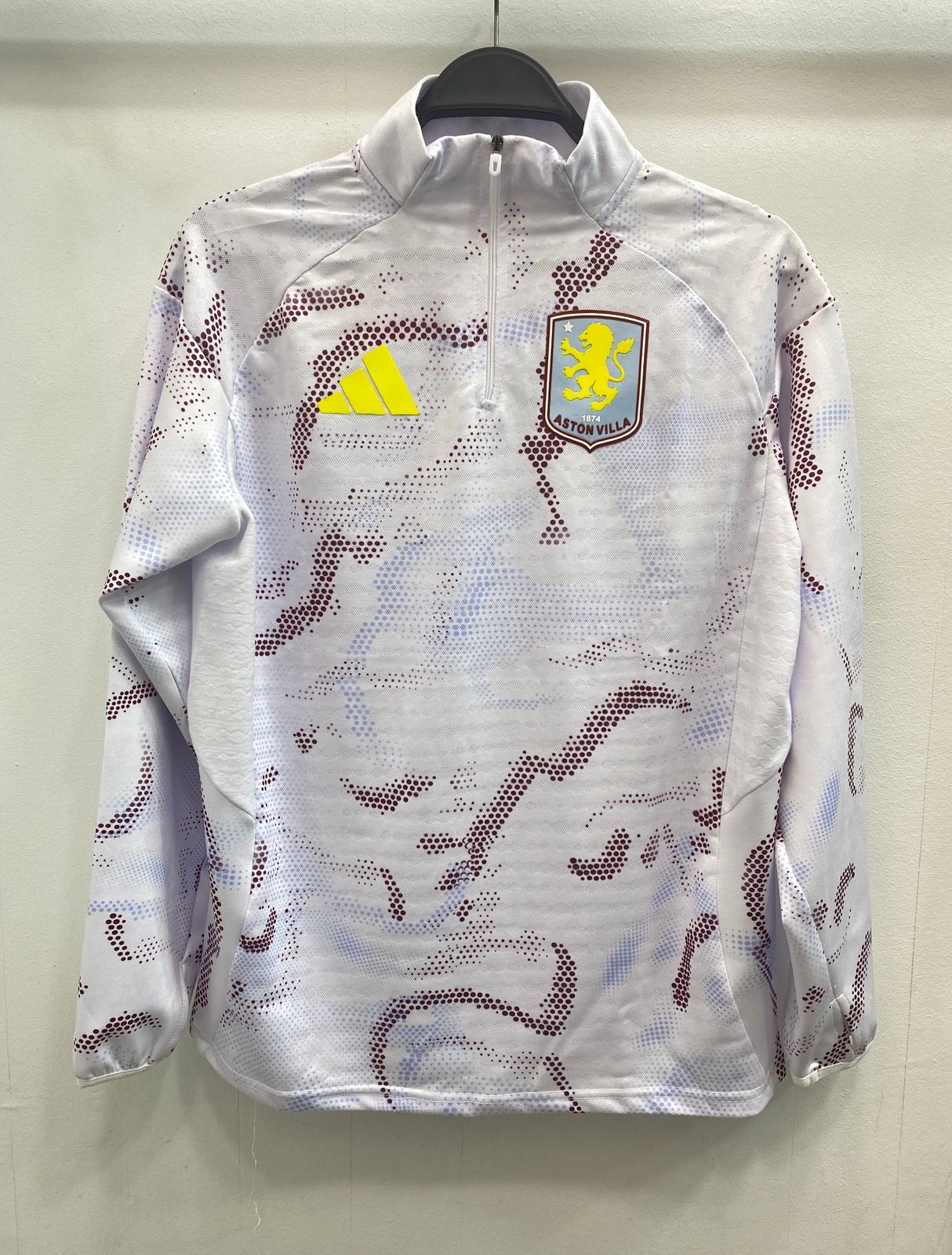 Aston Villa Track 2025/26 - Premium Version