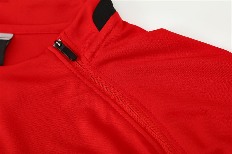 Manchester United 2002/03 Red Training Jacket