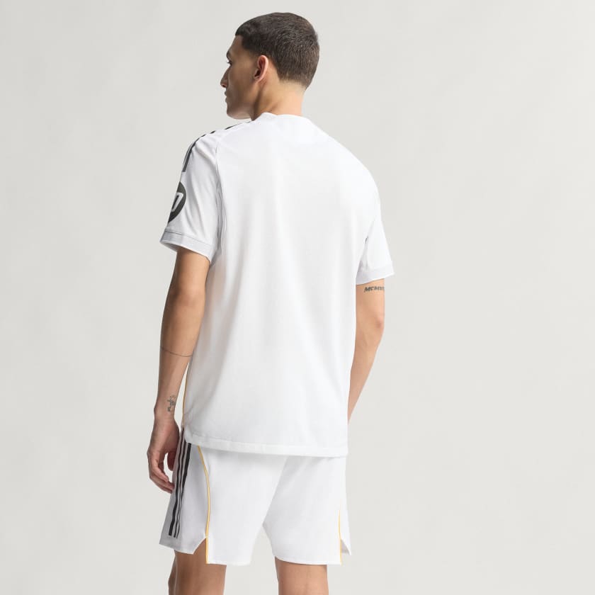 Real Madrid Home Jersey 2025/26 - Player Version