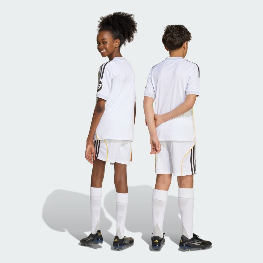 Real Madrid Home Kids Kit 2025/26 - #10 Mbappe Print