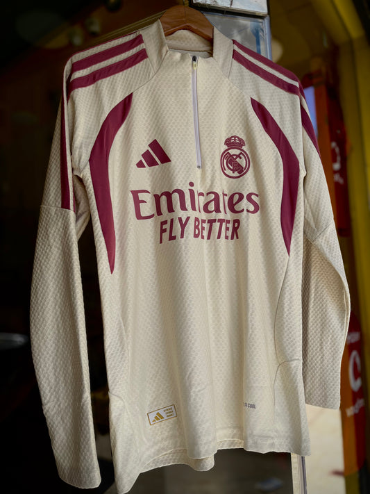 Real Madrid Offwhite 2026/27 - Premium Version