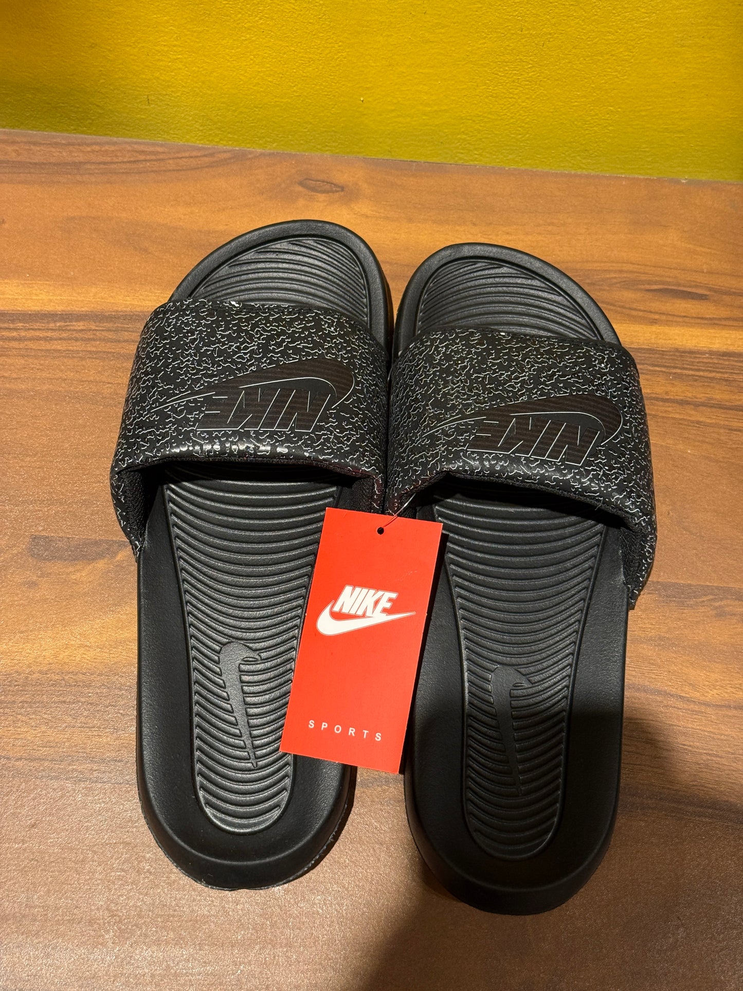 Nike Slipper - Mirror Original