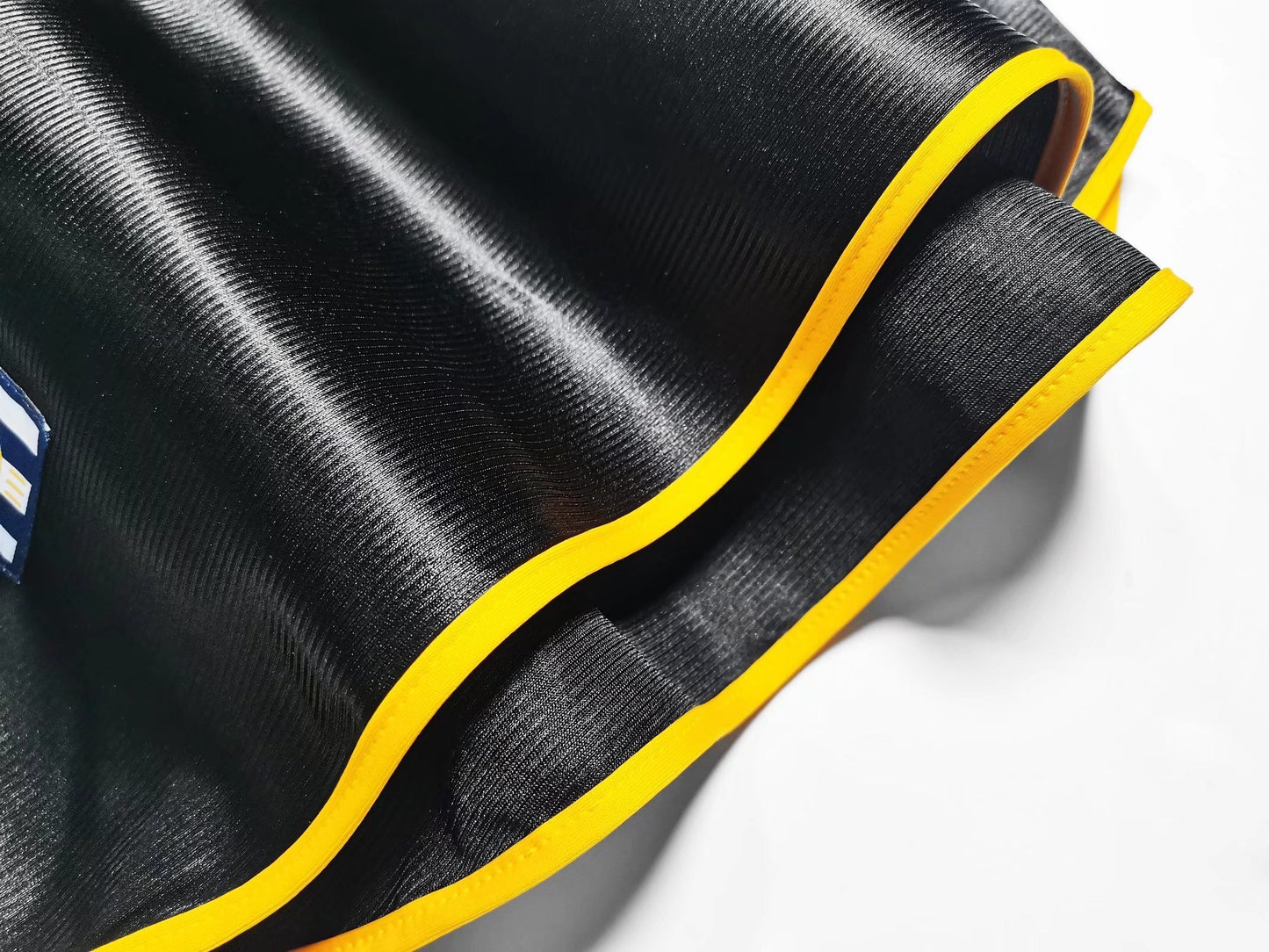 Real Madrid Away 1999/00 - Mirror Orginal Version