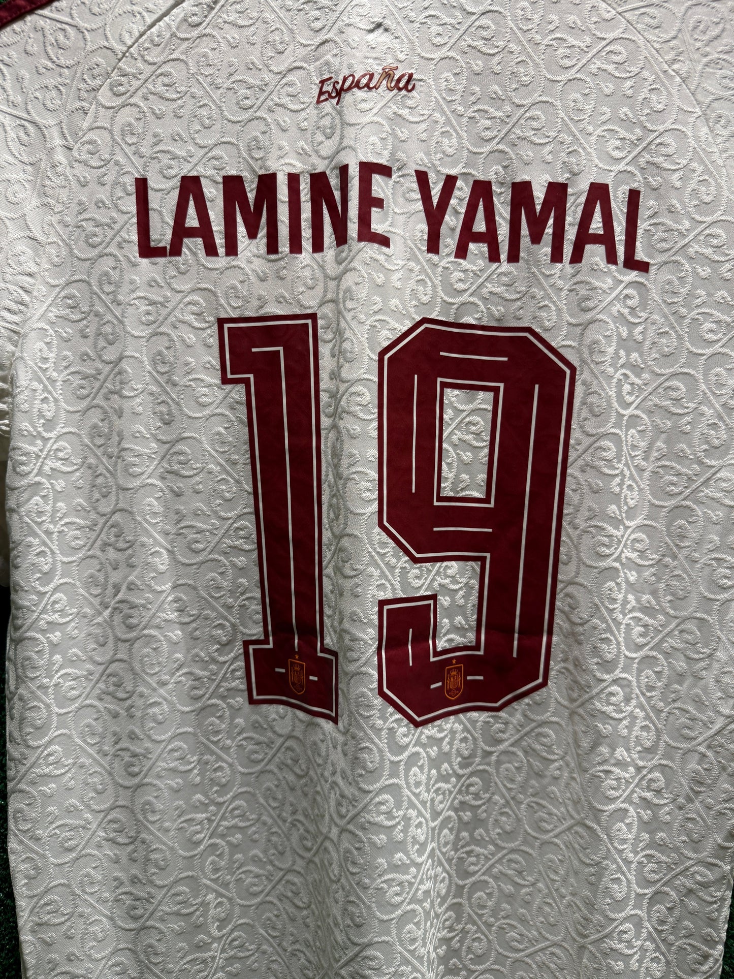 Spain Away Jersey 2026/27 - #19 Lamine Yamal Premium Version ( World Cup )
