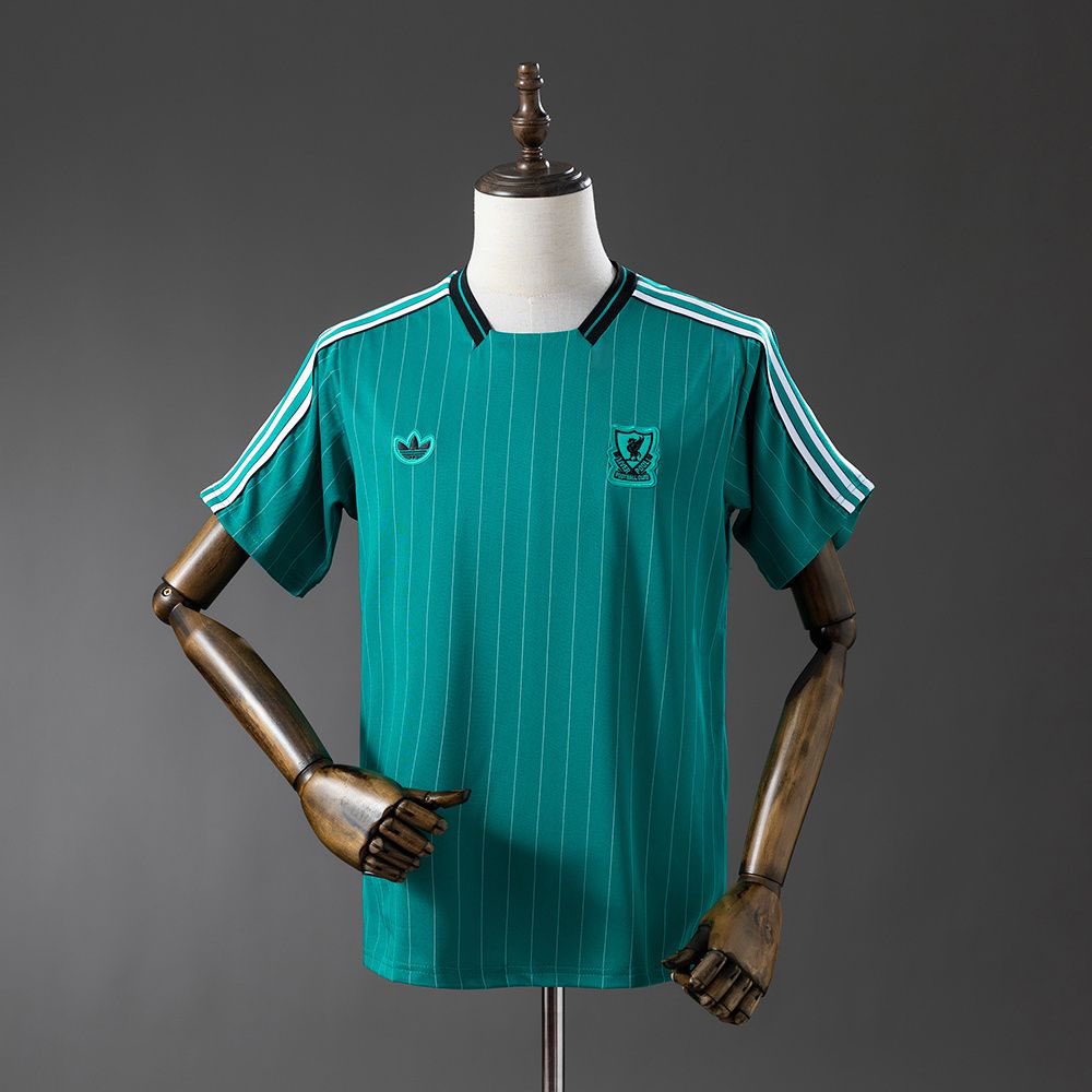 Liverpool Green Icons Jersey 2025/26 - Fan Version