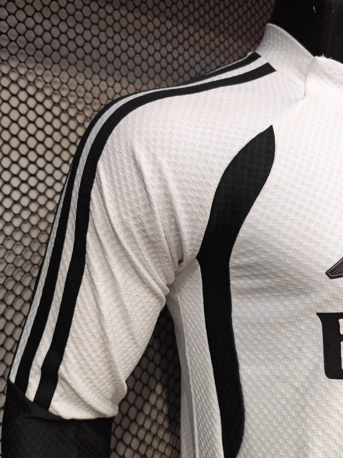 Real Madrid White 2026/27 - Premium Version