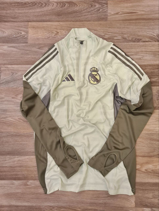 Real Madrid Mint Track 2025/26 - Player Version