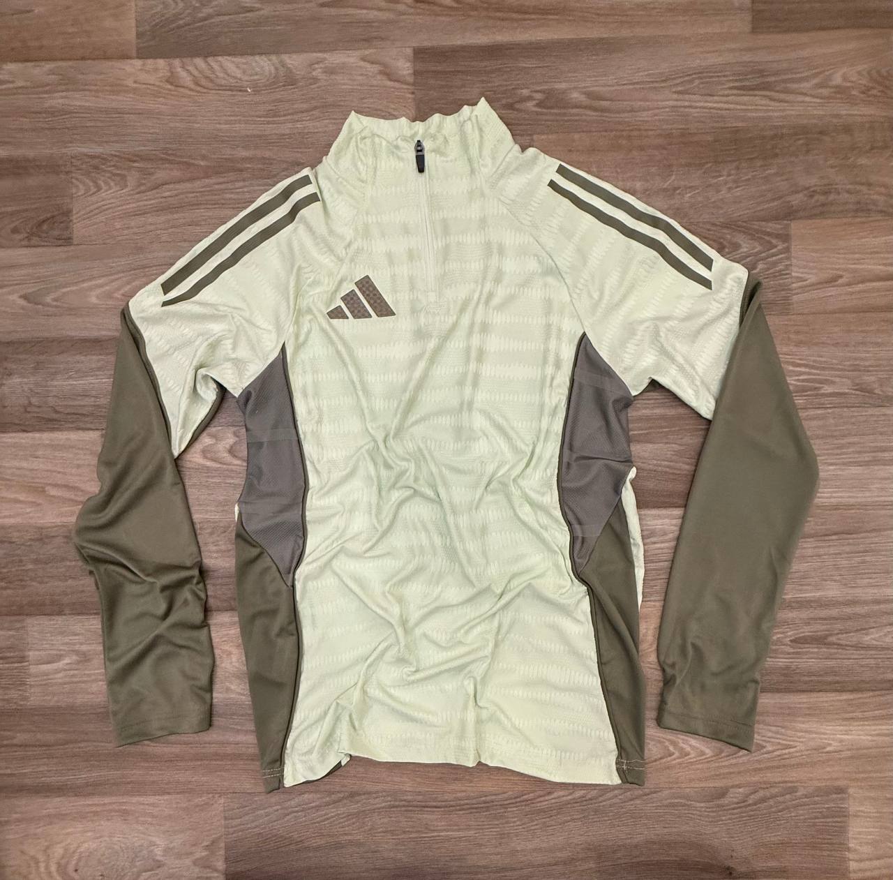 Adidas Track - Player Version