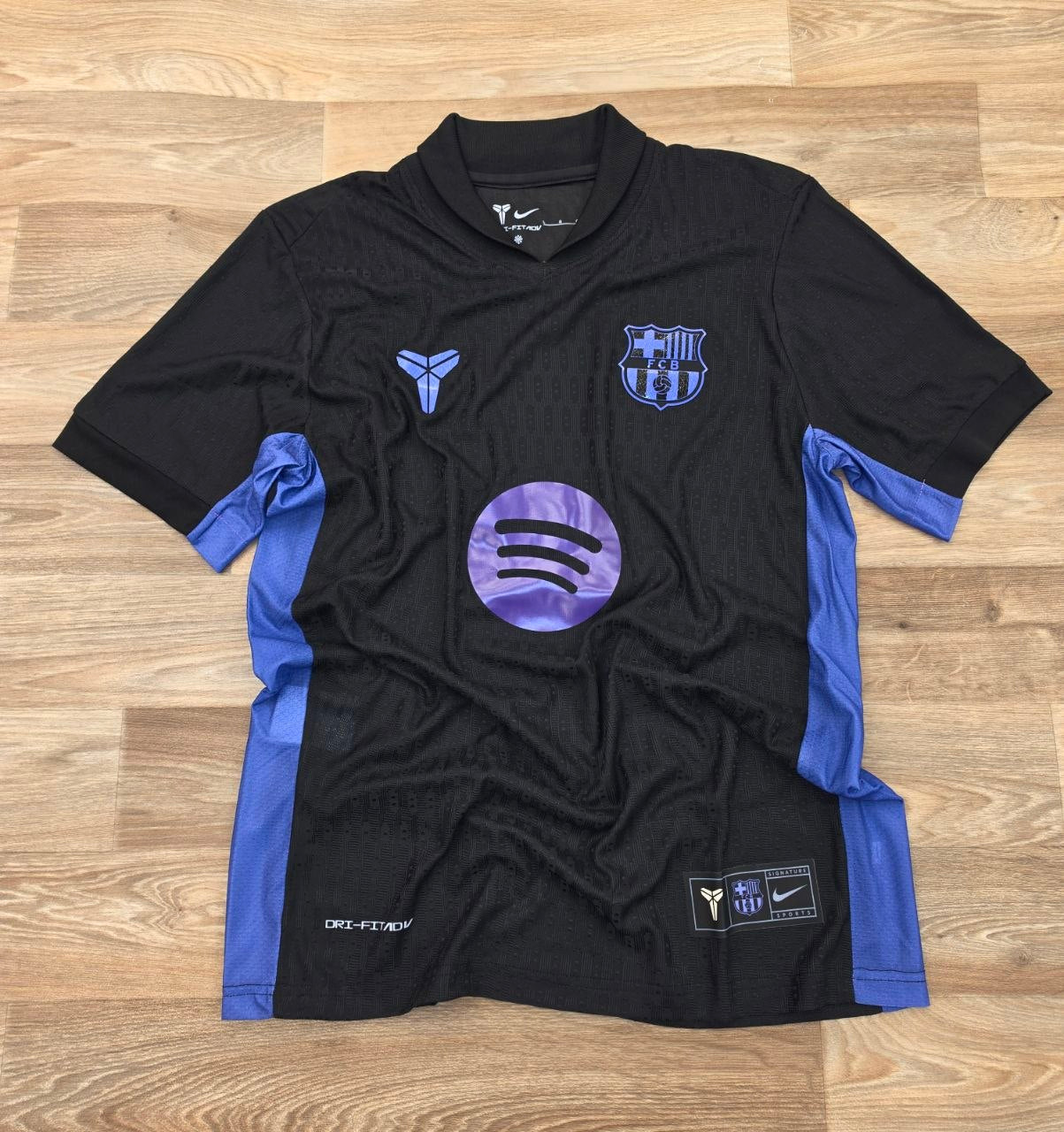 Barcelona Special Jersey 2025/26 - Premium Version