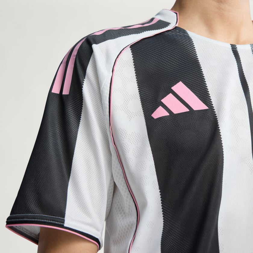Juventus Home Jersey 2025/26 - Player Version