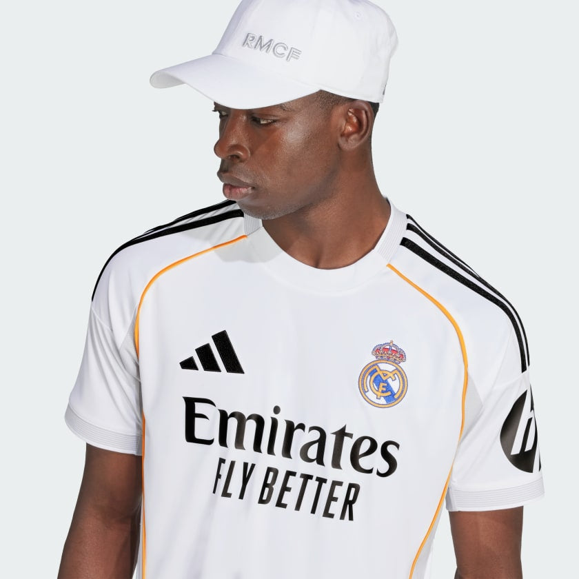 Real Madrid Home Jersey 2025/26 - Fan Version