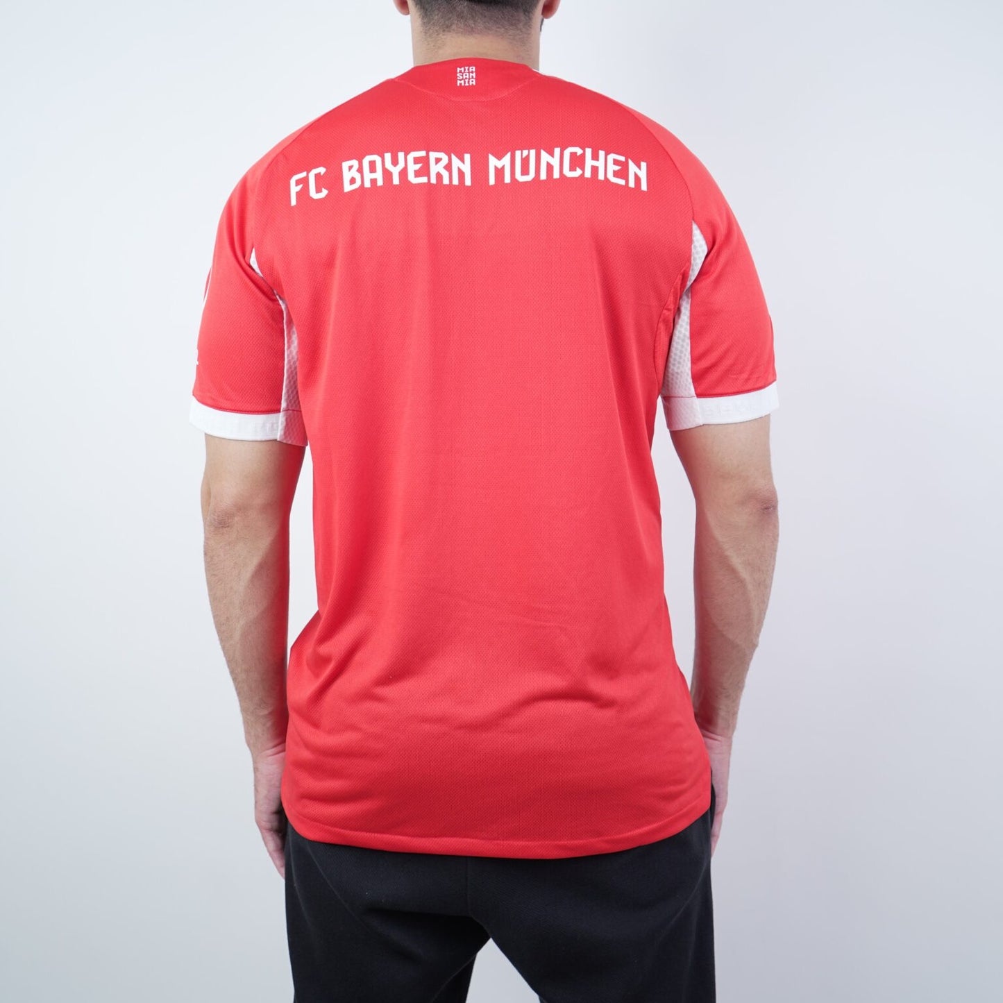 Bayern Munich Home Jersey 2025/26 - Player Verison